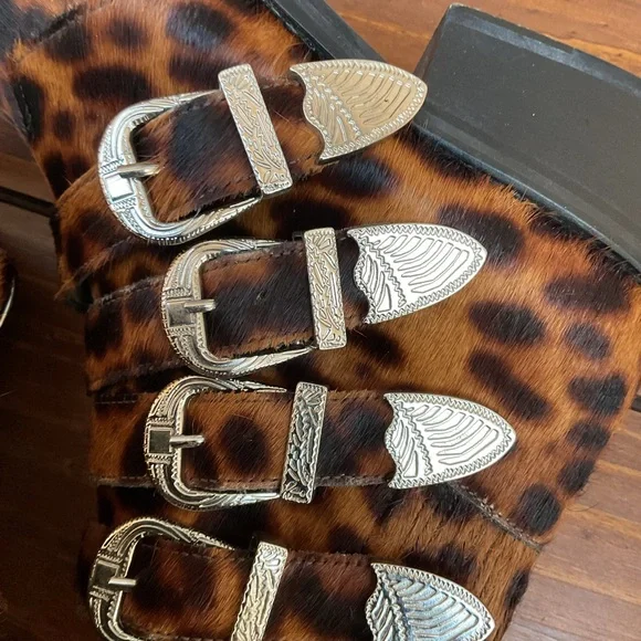 ‼️TOGA PULLA ‘ARCHIVE’ LEOPARD CALFSKIN FOUR STRAP WESTERN BOOTIE‼️ - Picture 8 of 12